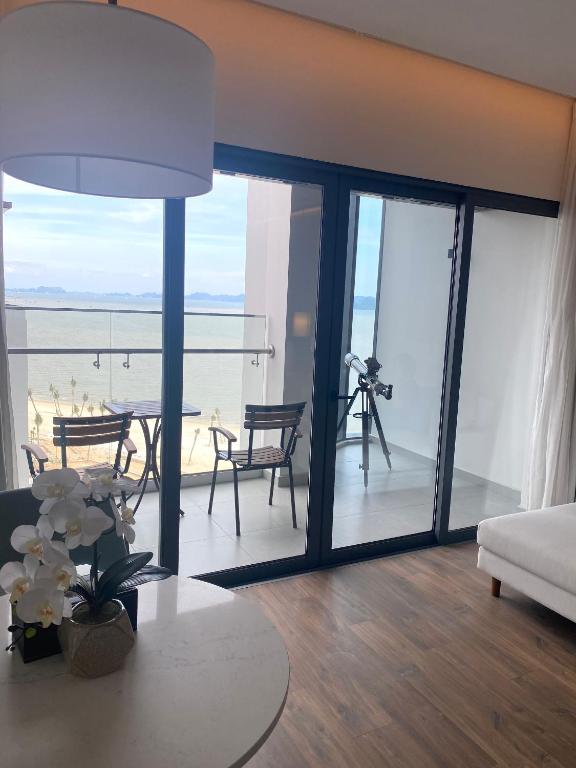 Căn hộ cao cấp tại ALaCarte Ha Long Bay Hotel Residence – Ha Long Bay